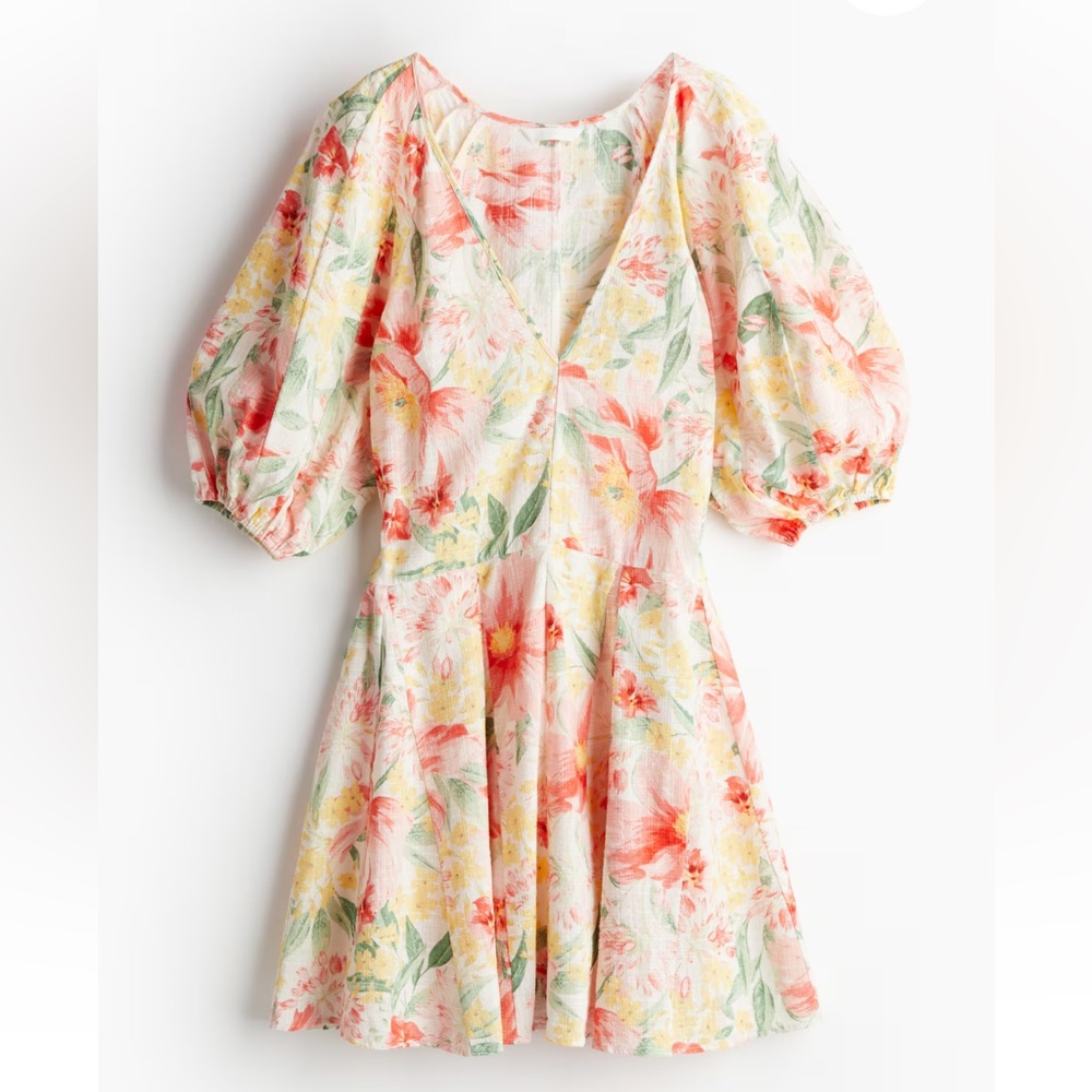 NWOT H&M Flared Skirt Dress in Pink Floral, Size M